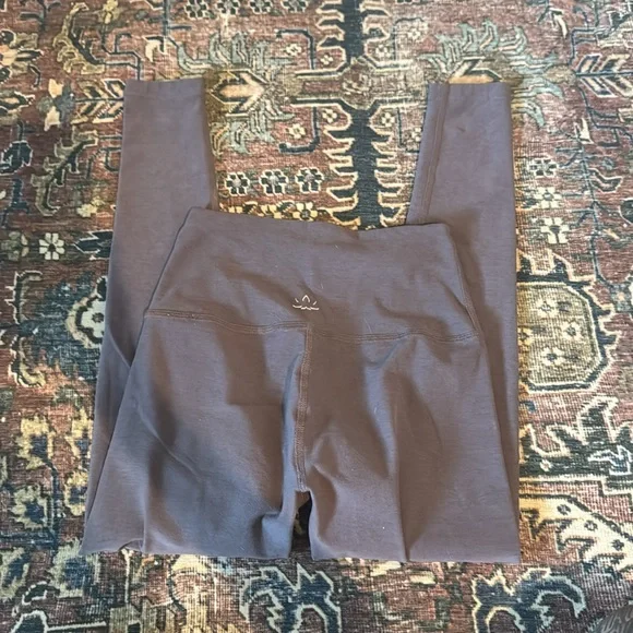 Beyond Yoga Spacedye Caught In The Midi High-Waisted Legging Size Small - Picture 4 of 5